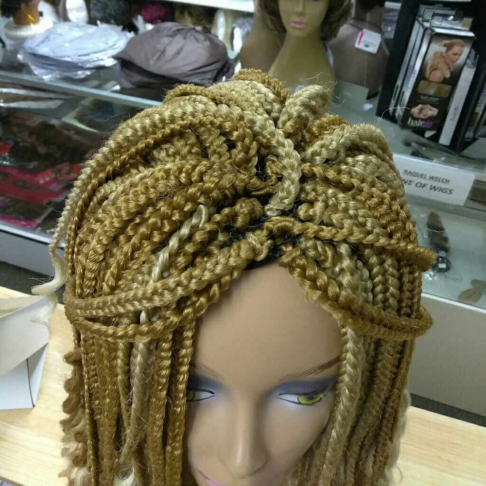 2 Real Box Braids (Wig) - Picture 3 of 8